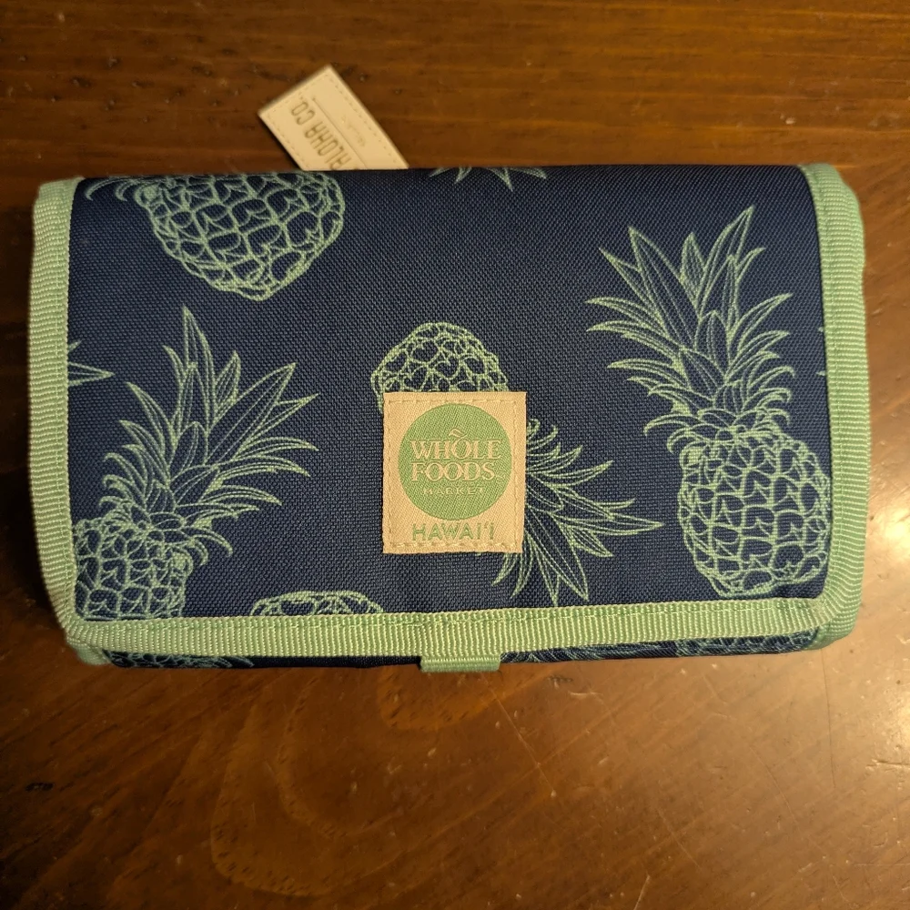 🍍Whole Foods/Tag Aloha Hawaii Insulated Foldable LunchBag Nwt Pineapple Print